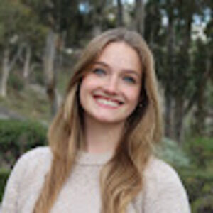 Meet your Posher, Cierra